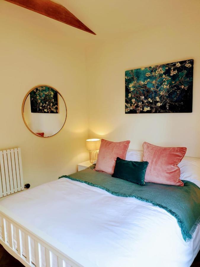 Finest Retreats - Blackbarn Wood Balsham Kültér fotó
